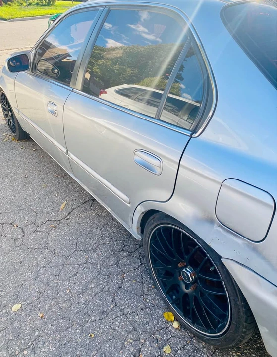 2000 Acura EL - Image 11 of 19