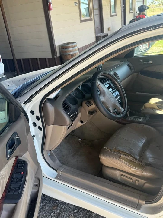 2000 Acura ILX - Image 3 of 5