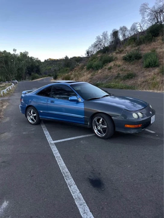 2000 Acura Integra 3rd Gen - Image 2 of 4