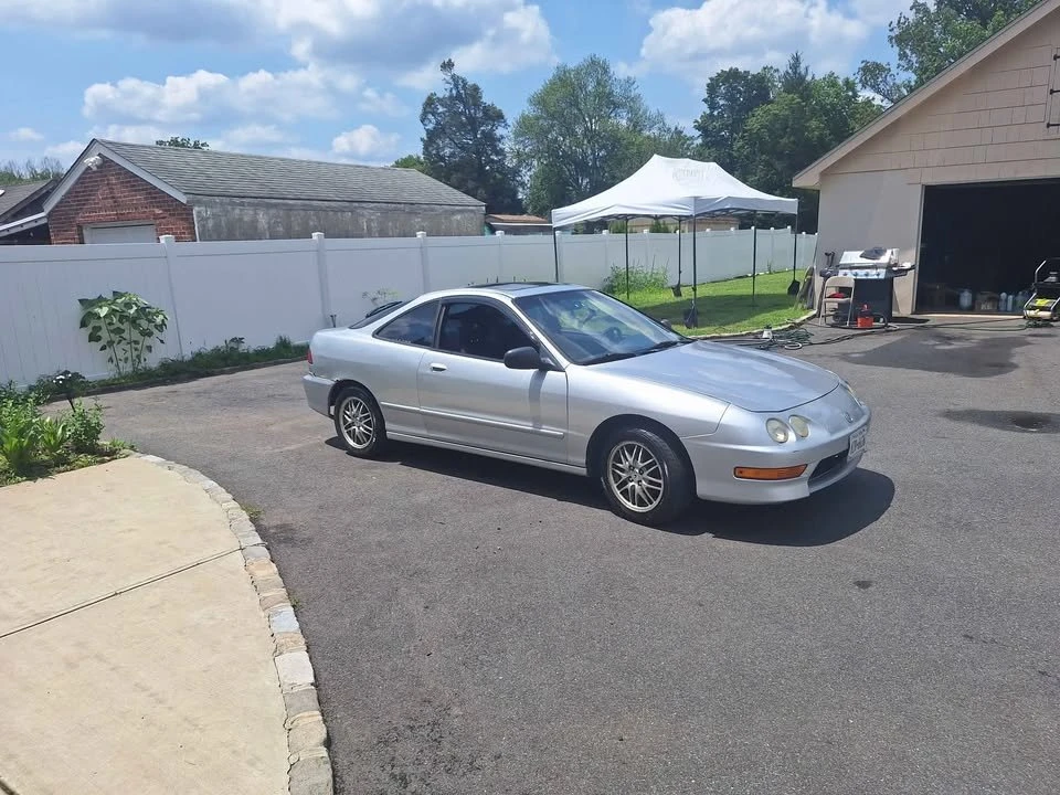 2000 Acura Integra 3rd Gen - Image 2 of 8