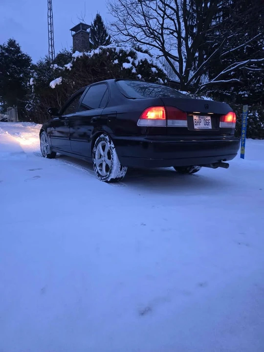 2000 Acura Integra Type R 3rd Gen - Image 3 of 13