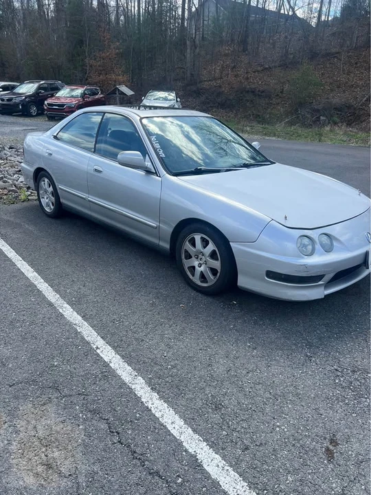 2000 Acura Integra 3rd Gen - Image 2 of 2