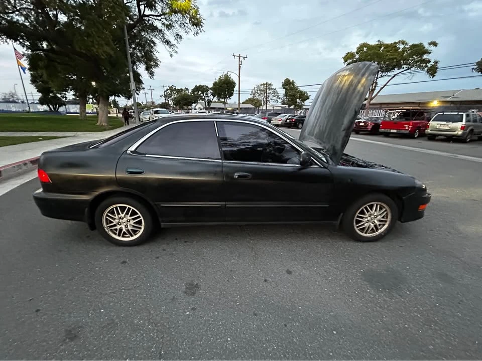 2000 Acura Integra 3rd Gen - Image 2 of 19