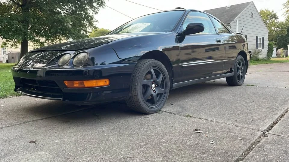 2000 Acura Integra 3rd Gen - Image 2 of 17