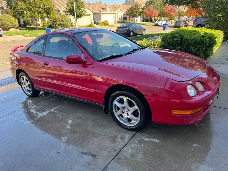 2000 Acura Integra 3rd Gen - Image 2 of 11