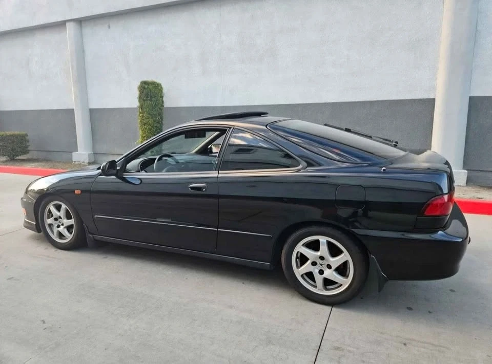 2000 Acura Integra 3rd Gen - Image 2 of 12