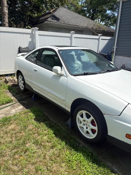2000 Acura Integra 3rd Gen - Image 2 of 20