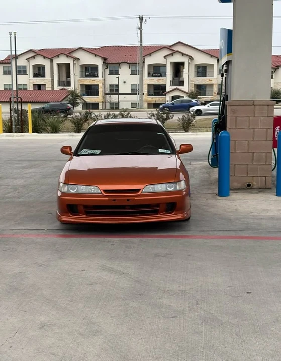 2000 Acura Integra 3rd Gen - Image 2 of 12