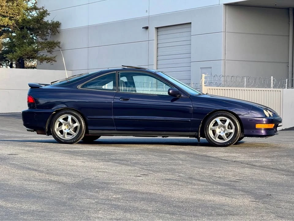 2000 Acura Integra 3rd Gen - Image 2 of 10