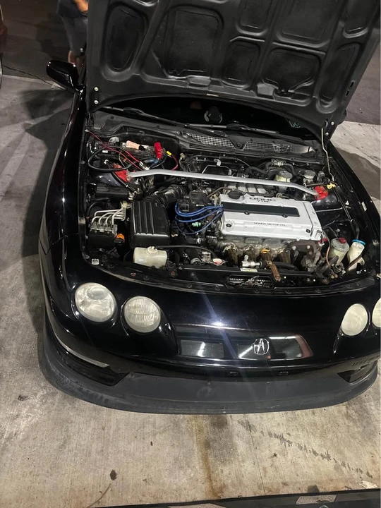 2000 Acura Integra 3rd Gen - Image 2 of 4