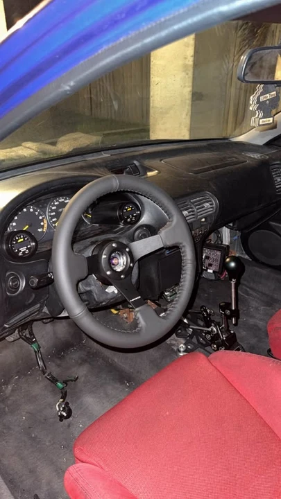 2000 Acura Integra 3rd Gen - Image 2 of 12