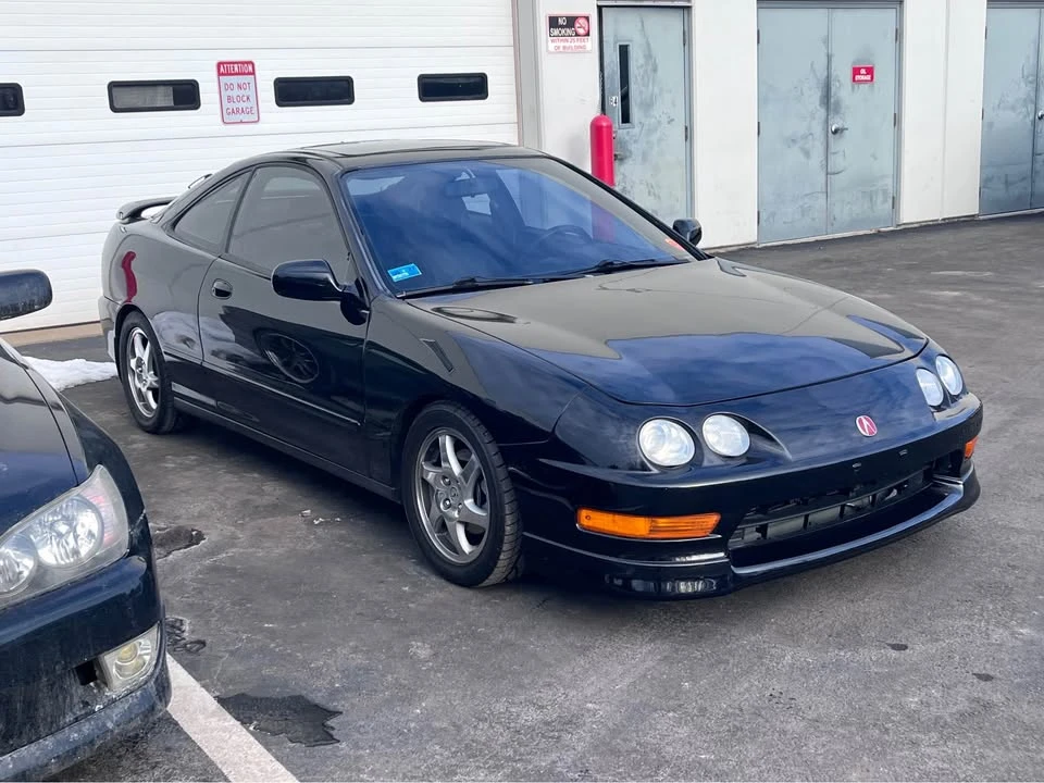 2000 Acura Integra 3rd Gen - Image 2 of 17