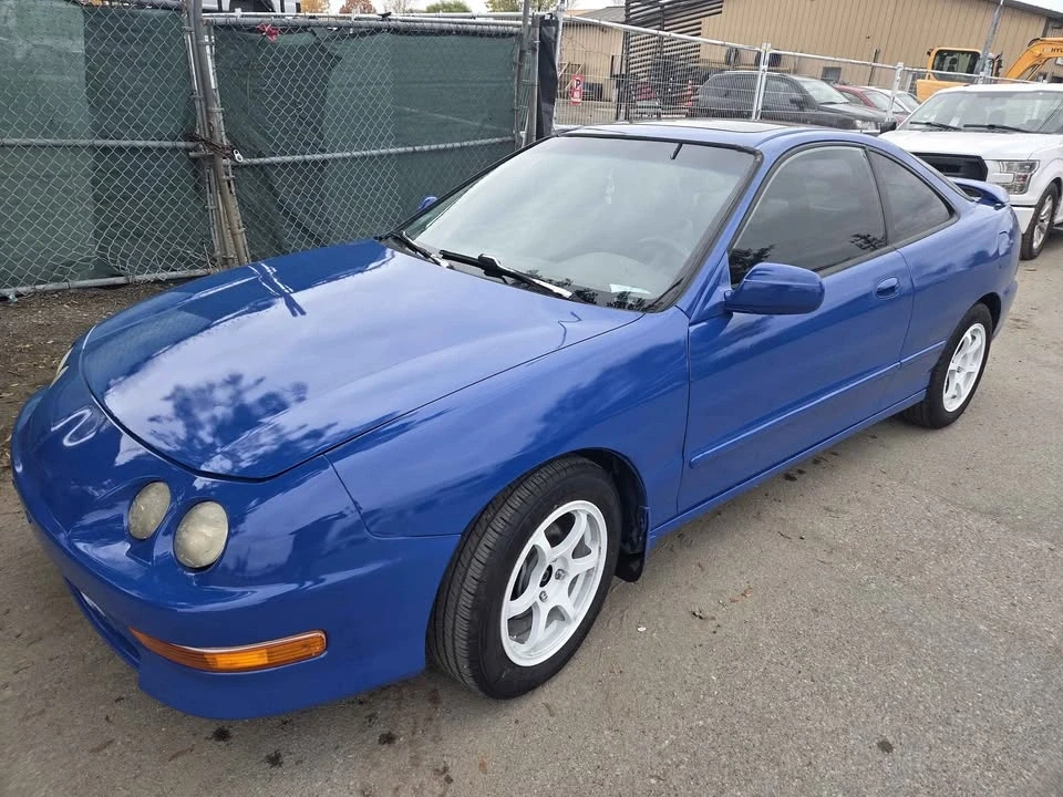 2000 Acura Integra 3rd Gen - Image 2 of 17