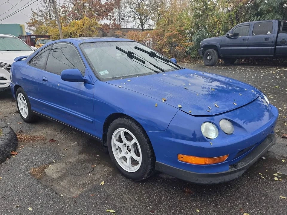 2000 Acura Integra 3rd Gen - Image 2 of 11
