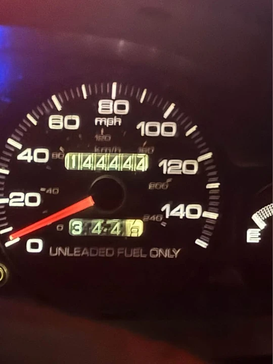 2000 Acura Integra 3rd Gen - Image 3 of 3