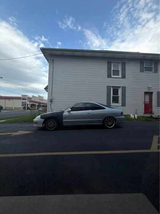 2000 Acura Integra 3rd Gen - Image 2 of 4