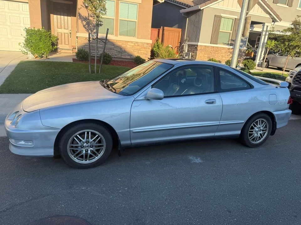 2000 Acura Integra 3rd Gen - Image 2 of 11
