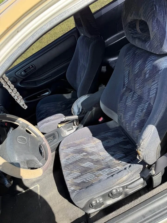 2000 Acura Integra 3rd Gen - Image 3 of 5