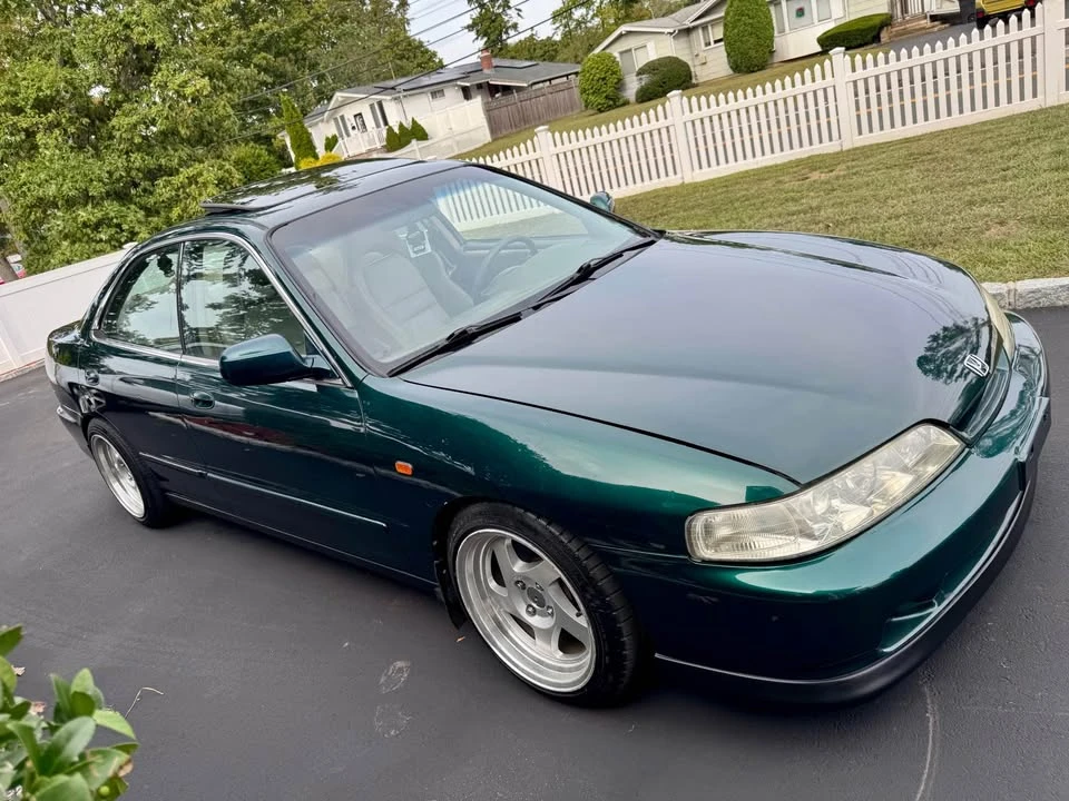 2000 Acura Integra 3rd Gen - Image 2 of 11
