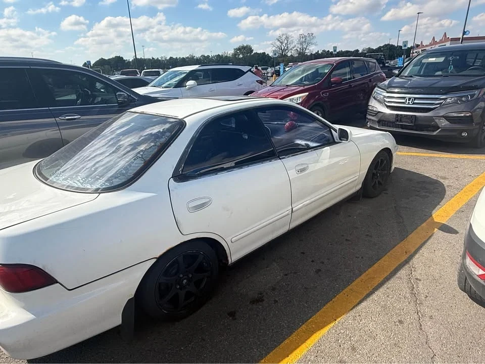2000 Acura Integra 3rd Gen - Image 3 of 7