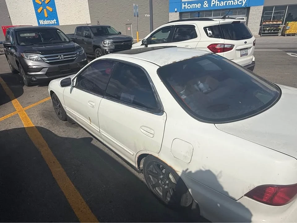 2000 Acura Integra 3rd Gen - Image 2 of 7