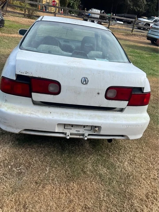 2000 Acura Integra 3rd Gen - Image 3 of 3