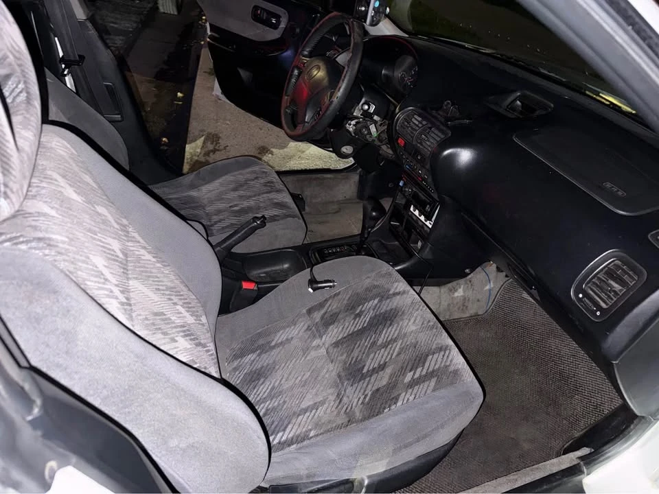 2000 Acura Integra 3rd Gen - Image 8 of 10