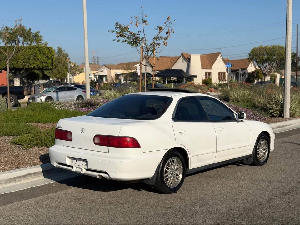 2000 Acura Integra 3rd Gen - Image 9 of 17