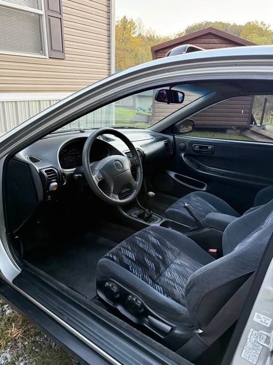 2000 Acura Integra 3rd Gen - Image 4 of 12