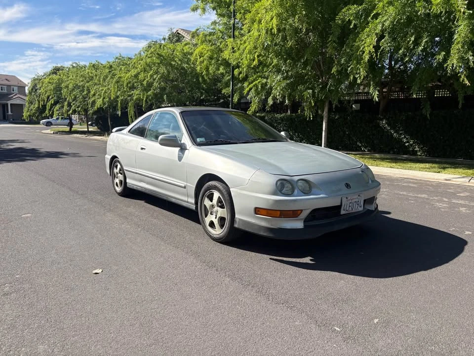 2000 Acura Integra 3rd Gen - Image 2 of 8