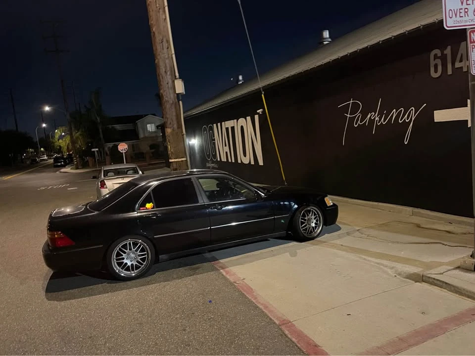 2000 Acura RL 1st Gen - Image 3 of 4