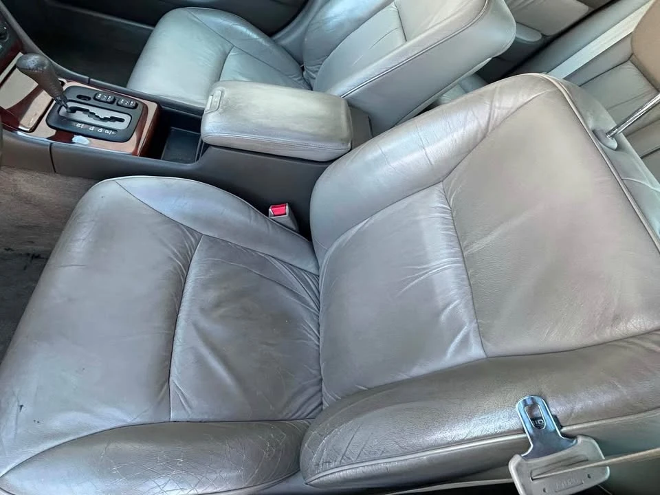 2000 Acura RL 1st Gen - Image 12 of 15