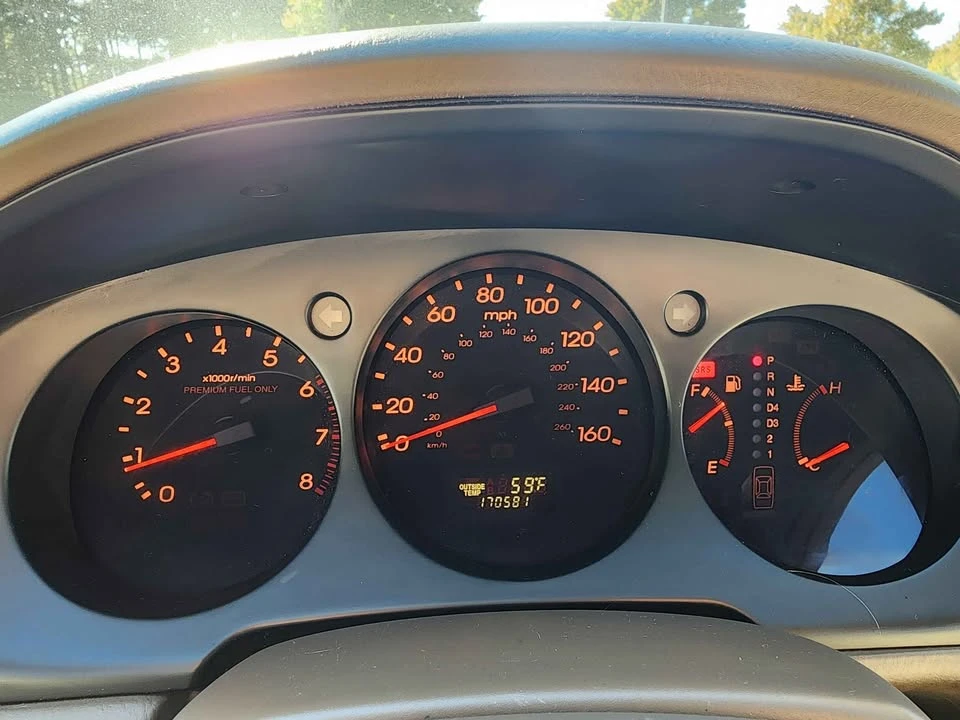 2000 Acura RL 1st Gen - Image 15 of 19