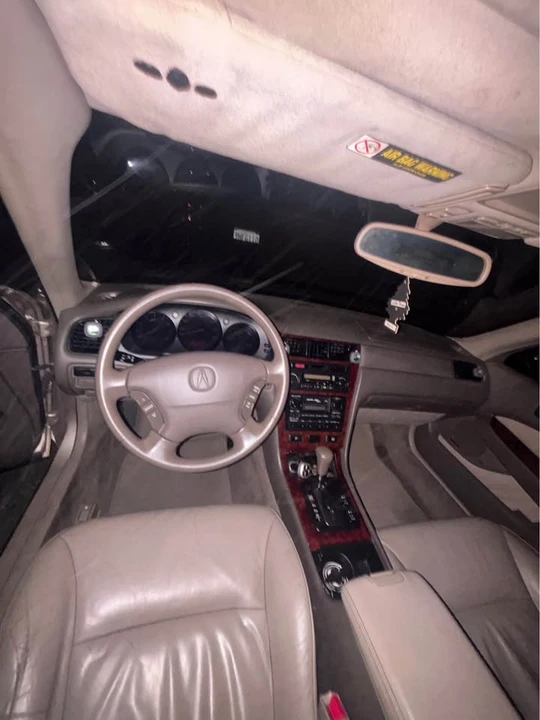 2000 Acura RL 1st Gen - Image 6 of 10