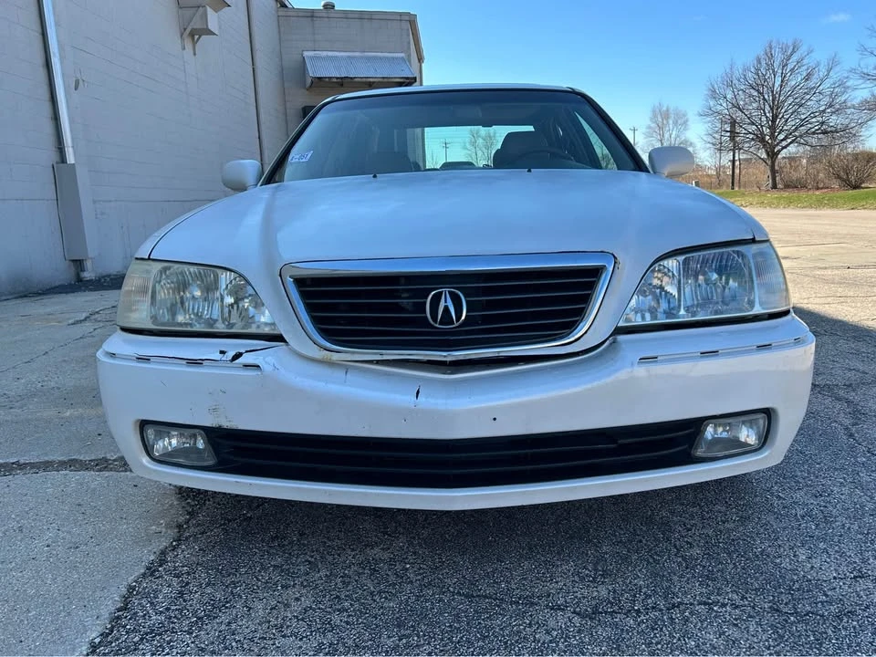 2000 Acura RL 1st Gen - Image 10 of 20