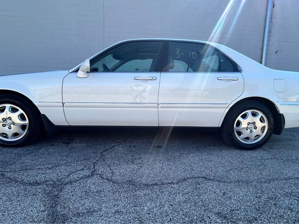 2000 Acura RL 1st Gen - Image 4 of 20