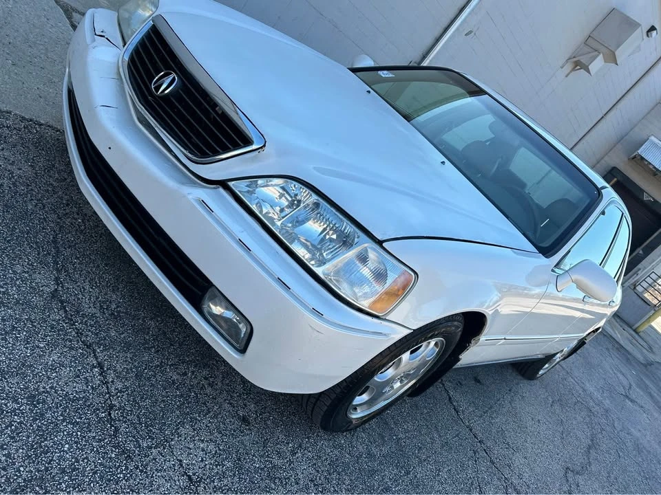 2000 Acura RL 1st Gen - Image 11 of 20