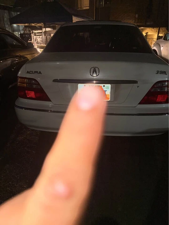 2000 Acura RL 1st Gen - Image 8 of 17
