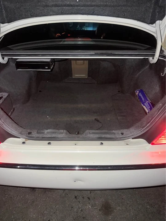 2000 Acura RL 1st Gen - Image 10 of 17