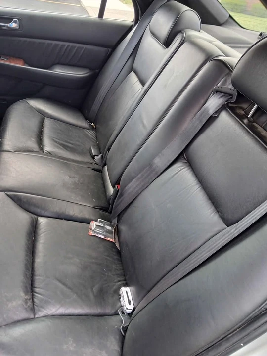 2000 Acura RL 1st Gen - Image 5 of 5