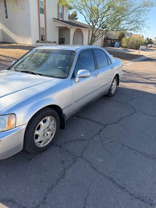 2000 Acura RL 1st Gen - Image 2 of 6