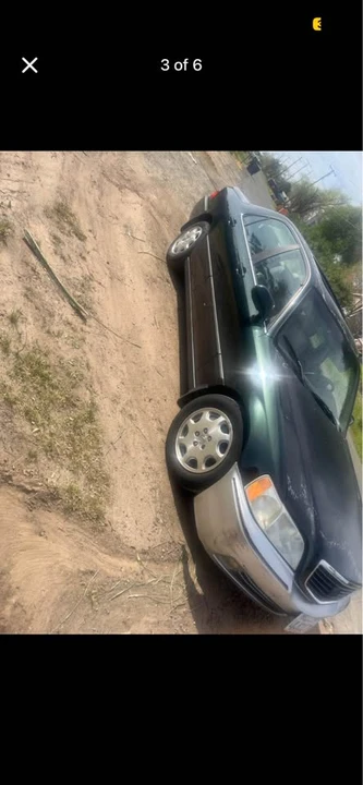2000 Acura RL 1st Gen - Image 2 of 7