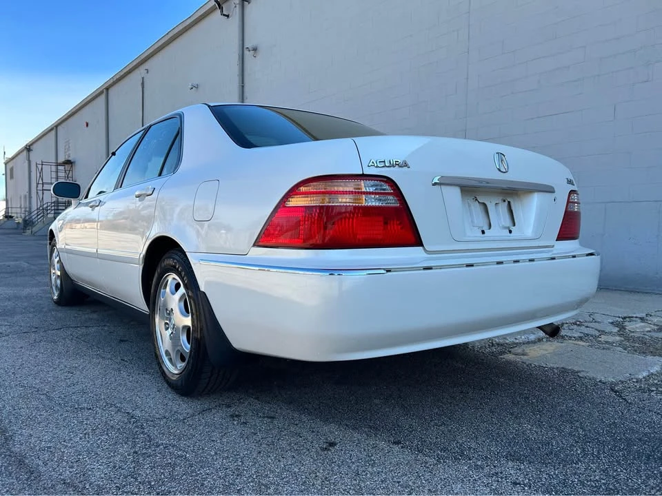 2000 Acura RL 1st Gen - Image 11 of 19