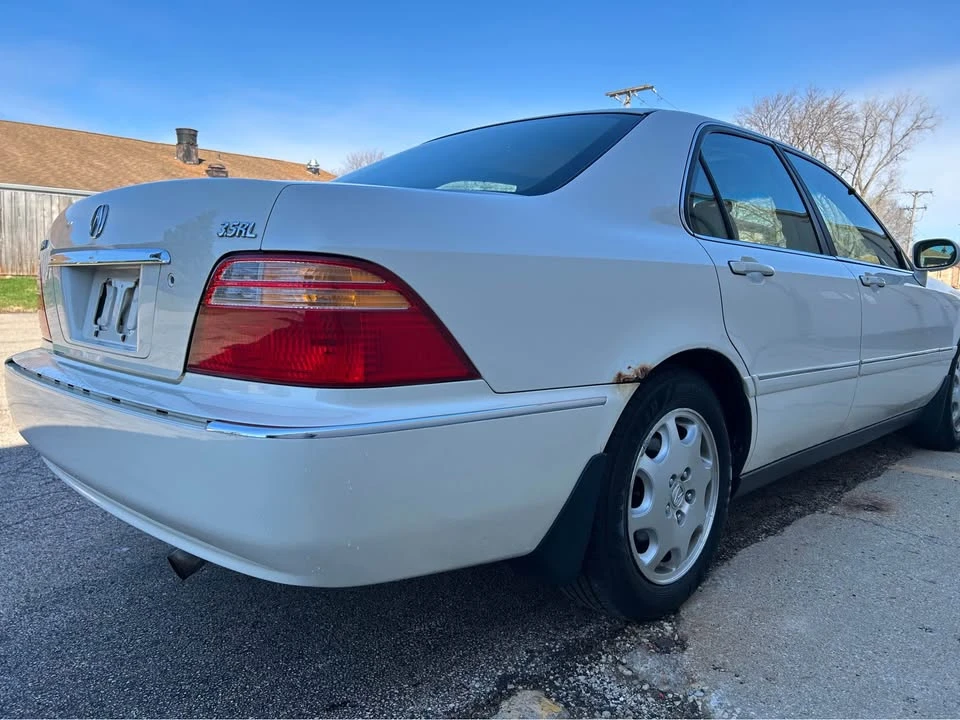 2000 Acura RL 1st Gen - Image 8 of 19