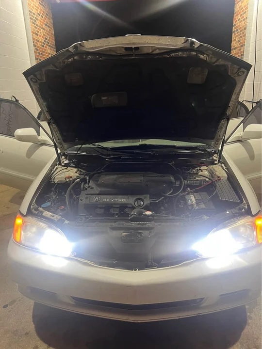 2000 Acura TL 2nd Gen - Image 10 of 12