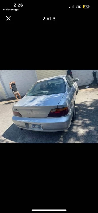 2000 Acura TL 2nd Gen - Image 2 of 3