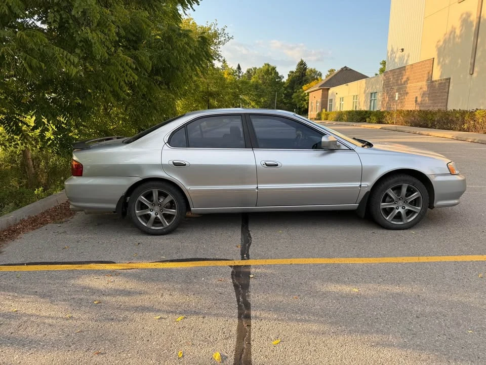 2000 Acura TL 2nd Gen - Image 6 of 8