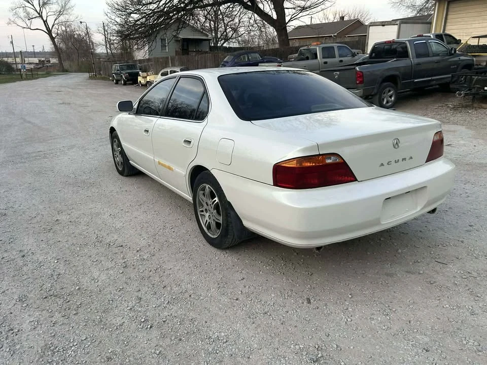 2000 Acura TL 2nd Gen - Image 4 of 8