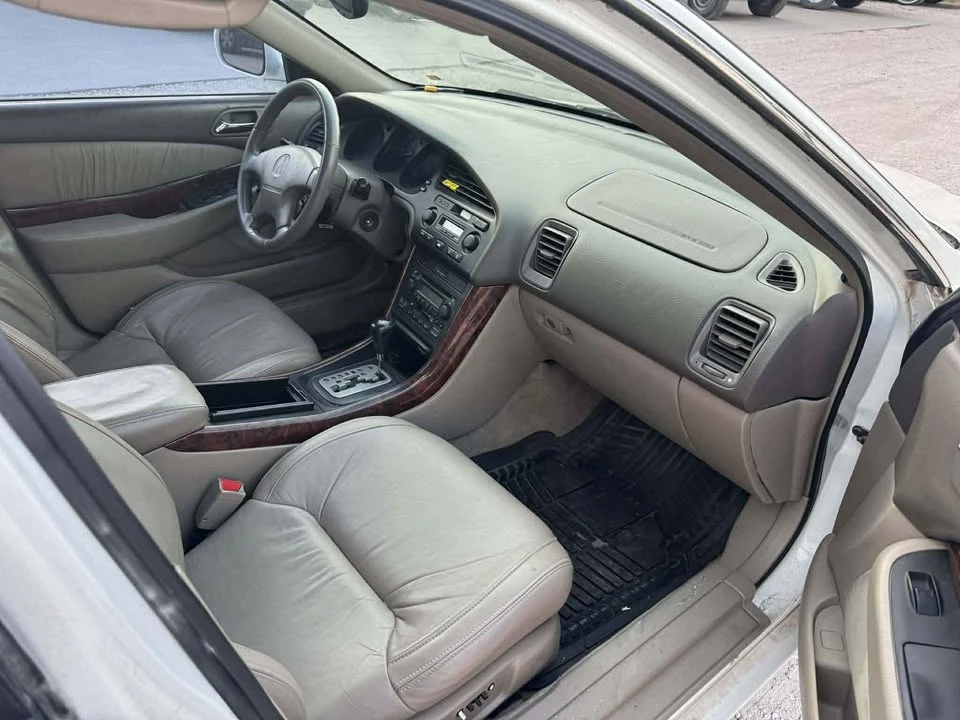 2000 Acura TL 2nd Gen - Image 6 of 8