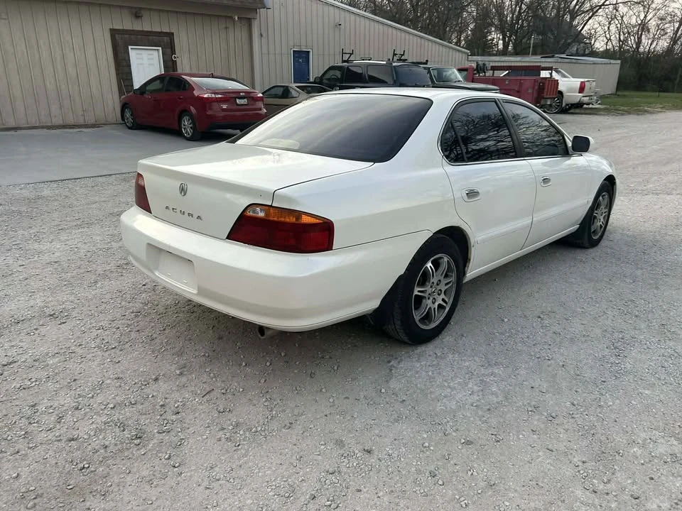 2000 Acura TL 2nd Gen - Image 3 of 8